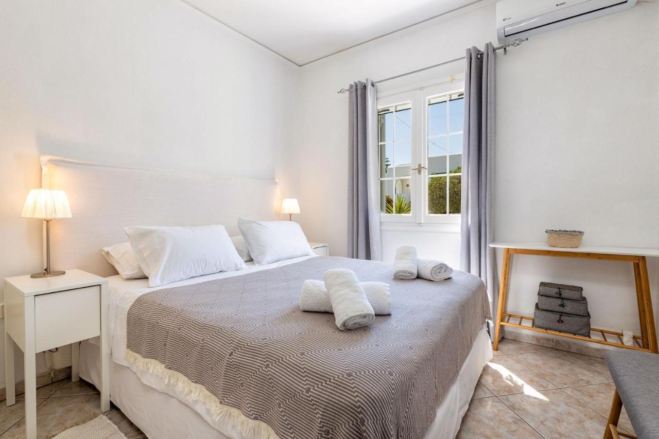 Daphne'S Lux Villa Paraspori  Buitenkant foto