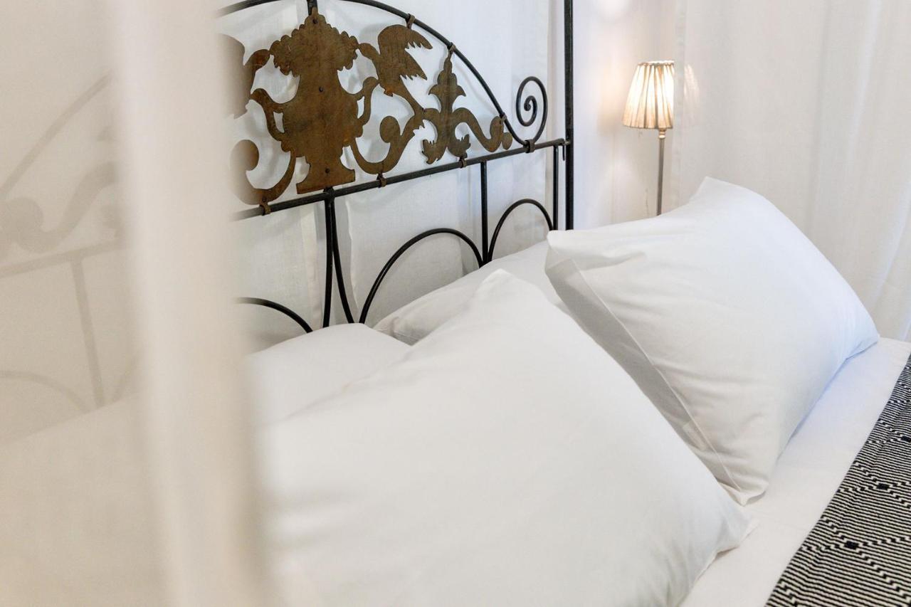 Daphne'S Lux Villa Paraspori  Buitenkant foto