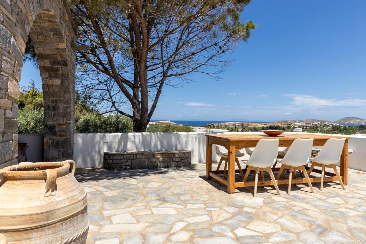 Daphne'S Lux Villa Paraspori  Buitenkant foto